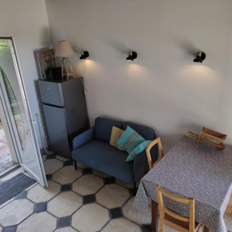 Le petit gîte d'Angélique Norville Exterior foto